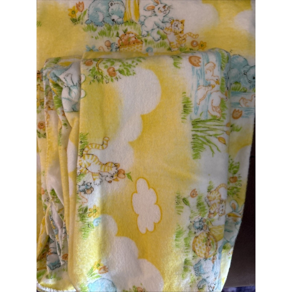 Vintage Dundee Yellow Receiving Baby Blankets Forest Animals Bear Bunny Cat 1982